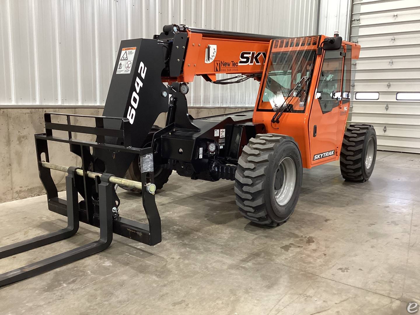 2025 Skytrak 6042