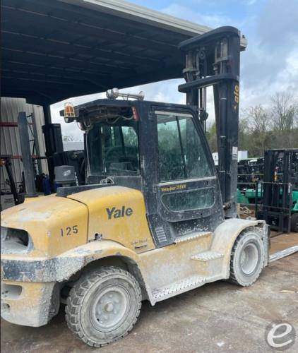 2016 Yale GDP155 Pneumatic Tire For...