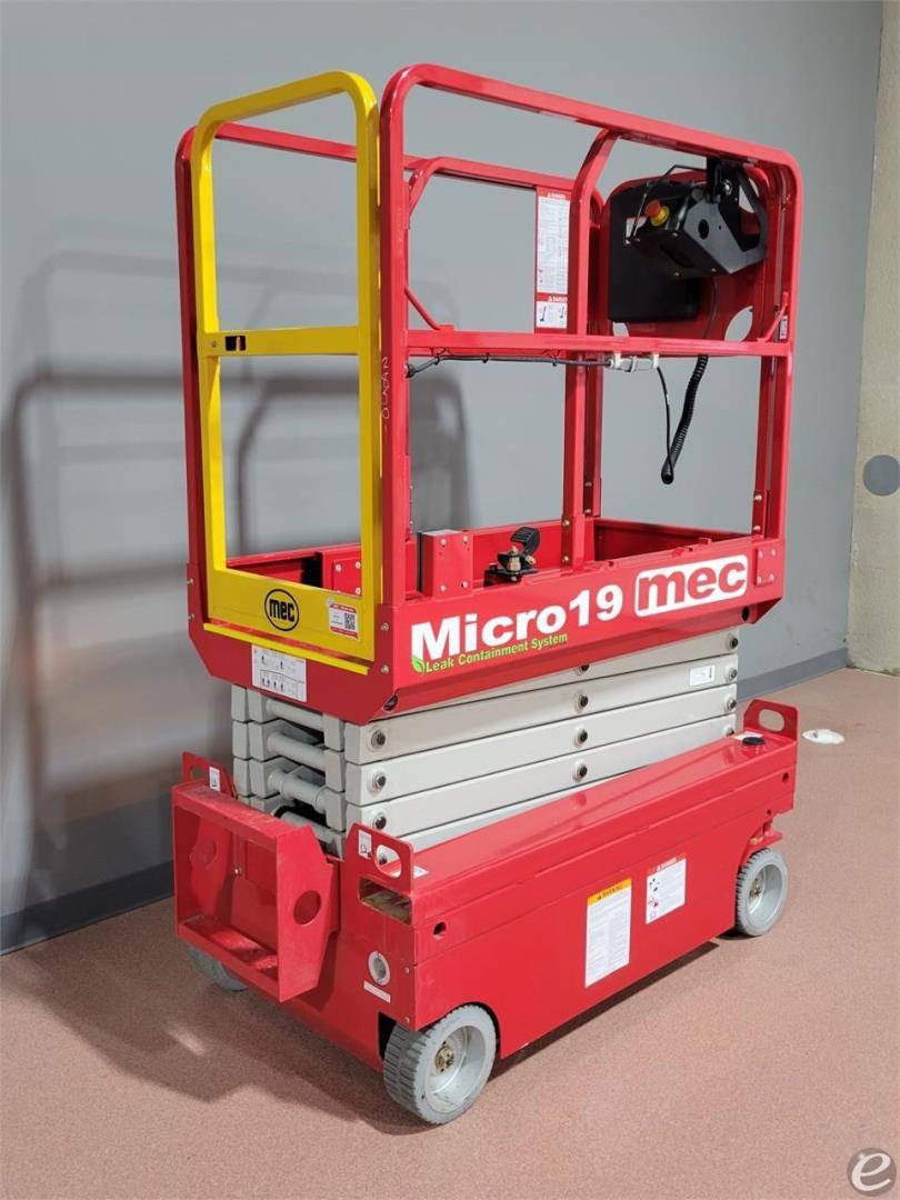 2024 MEC MICRO 19 Electric Scissor Lift - 123Forklift