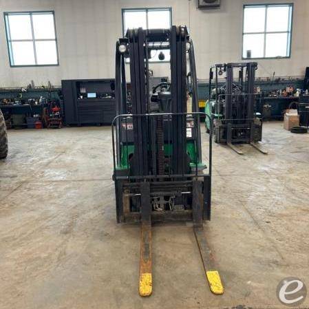 2016 Yale GTP030VX