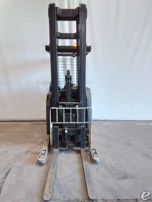 2013 Yale NDR035EA