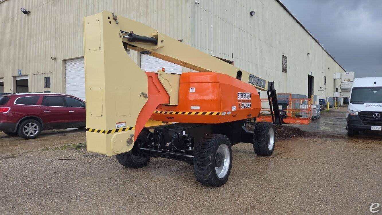 2015 JLG 800AJ