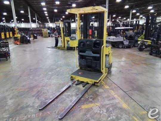 2013 Hyster R30XMS3 Electric Order Picker - 123Forklift