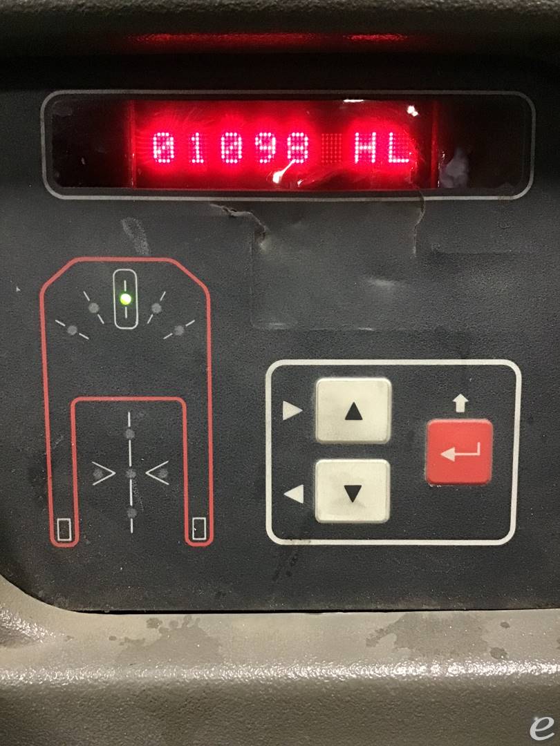 2011 Raymond 550-OPC30TT