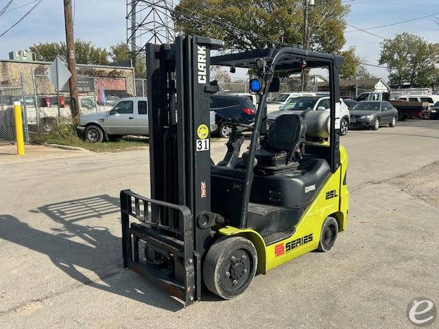 2021 Clark S25CL