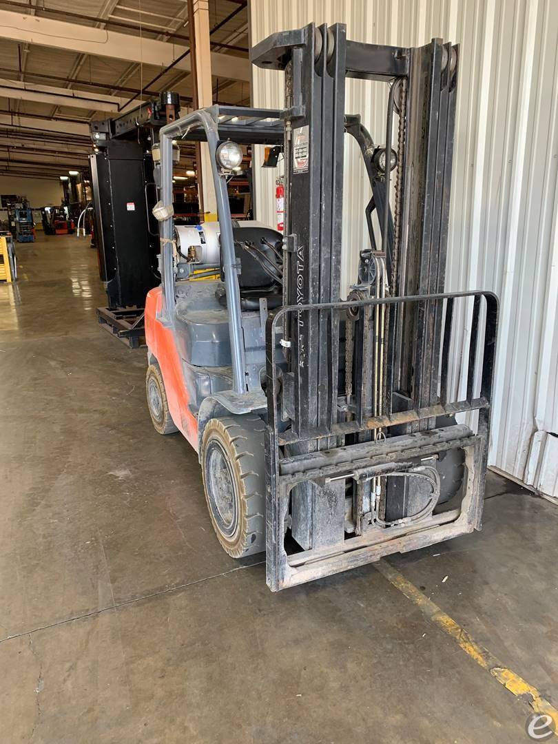 2011 Toyota 8FGU32 LP Gas Forklift - 123Forklift