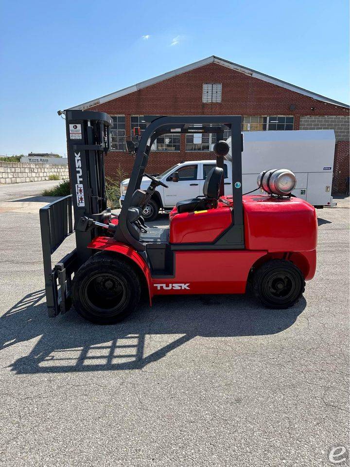 2014 Tusk PG1000-8