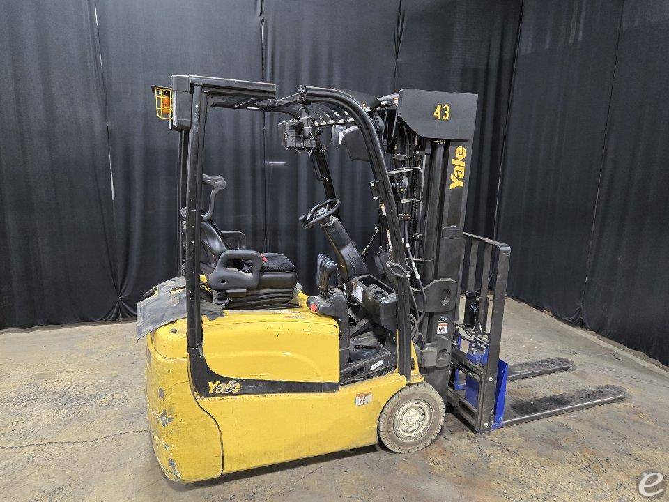 2021 Yale ERP030VT