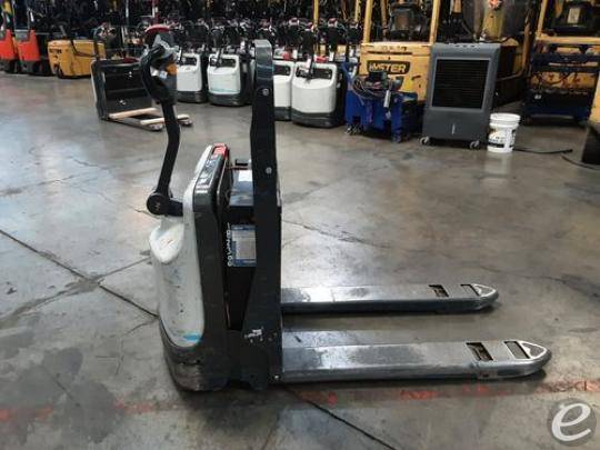 2018 Unicarriers WLXT2W7S22V Electr...