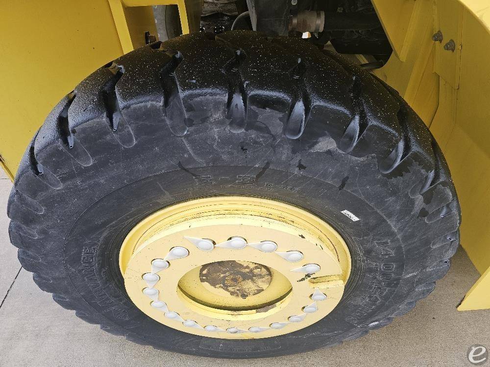 2015 Hoist Liftruck P550