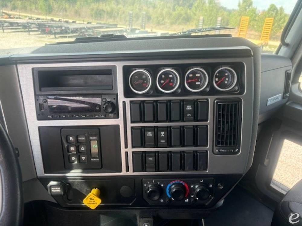 2024 Mack GRANITE 64FR