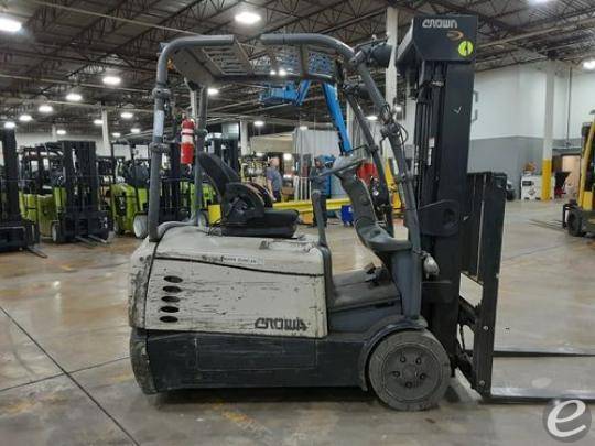 2016 Crown SC5245-40 Electric Forkl...