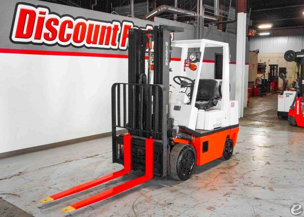 1981 Nissan APH02M25V