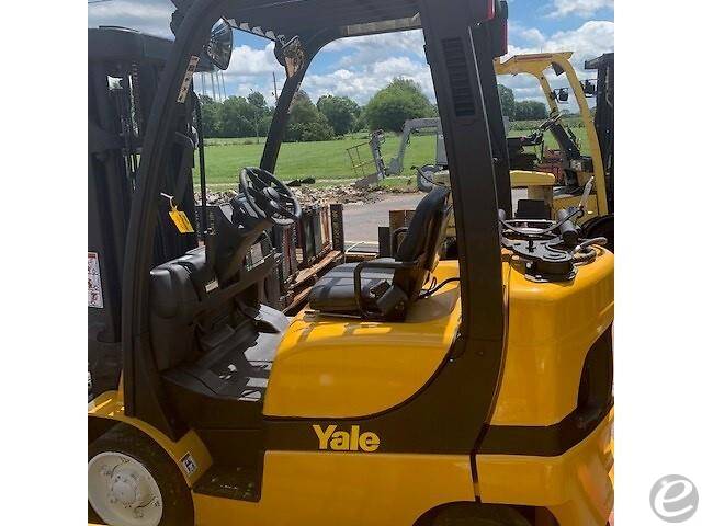 2017 Yale GC050VX LP Gas Forklift - 123Forklift