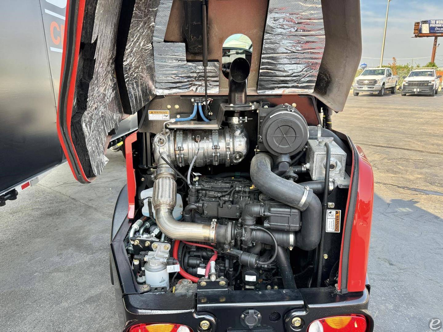 2025 Manitou MLA5-60 H-Z