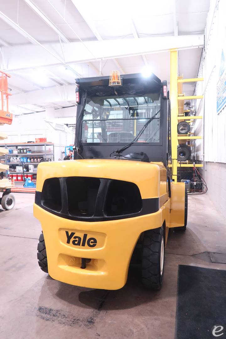 2012 Yale GDP120VX