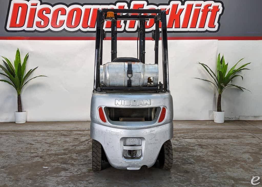 2010 Nissan                                             MP1F1A20LV LP Gas Forklift - 123Forklift