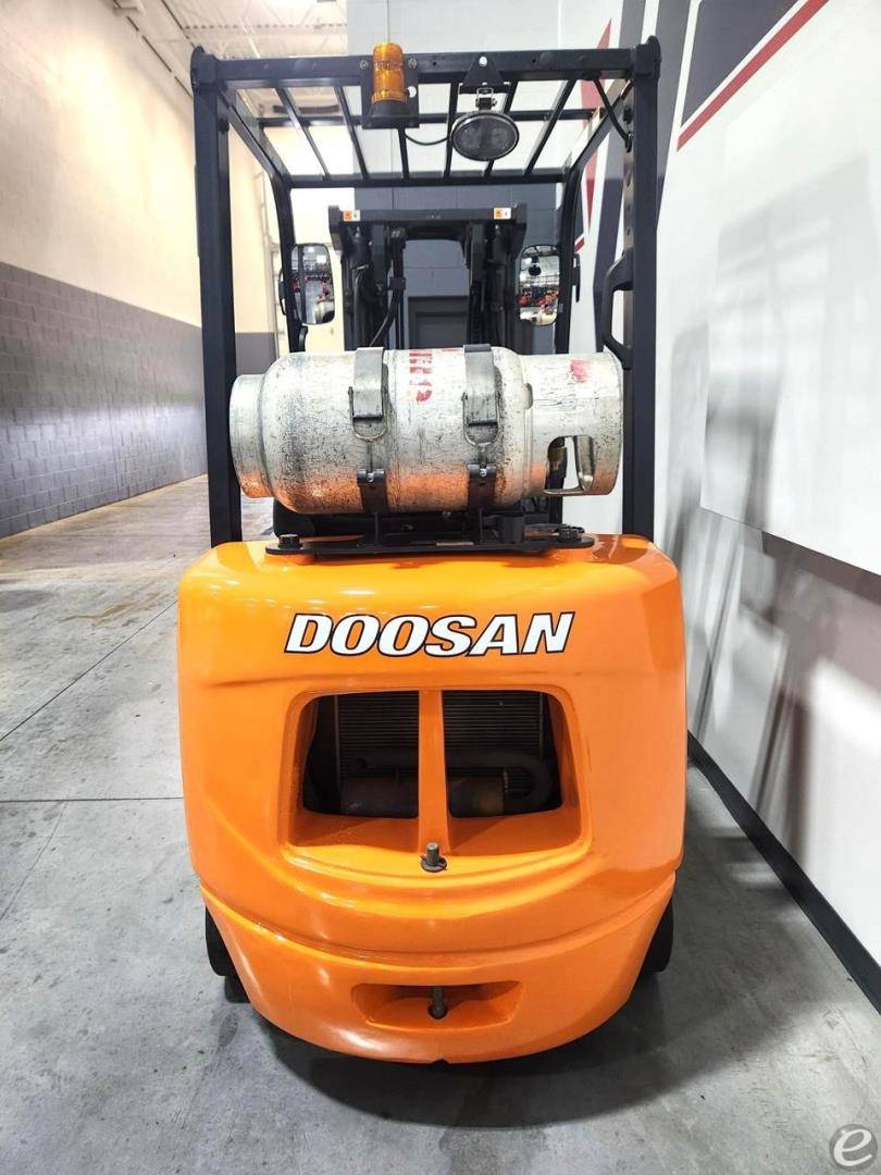 2016 Doosan GC30E-5