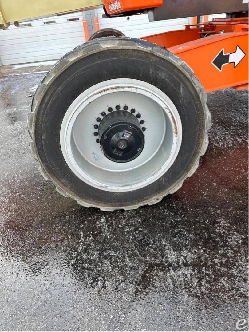 2023 JLG 1500AJP