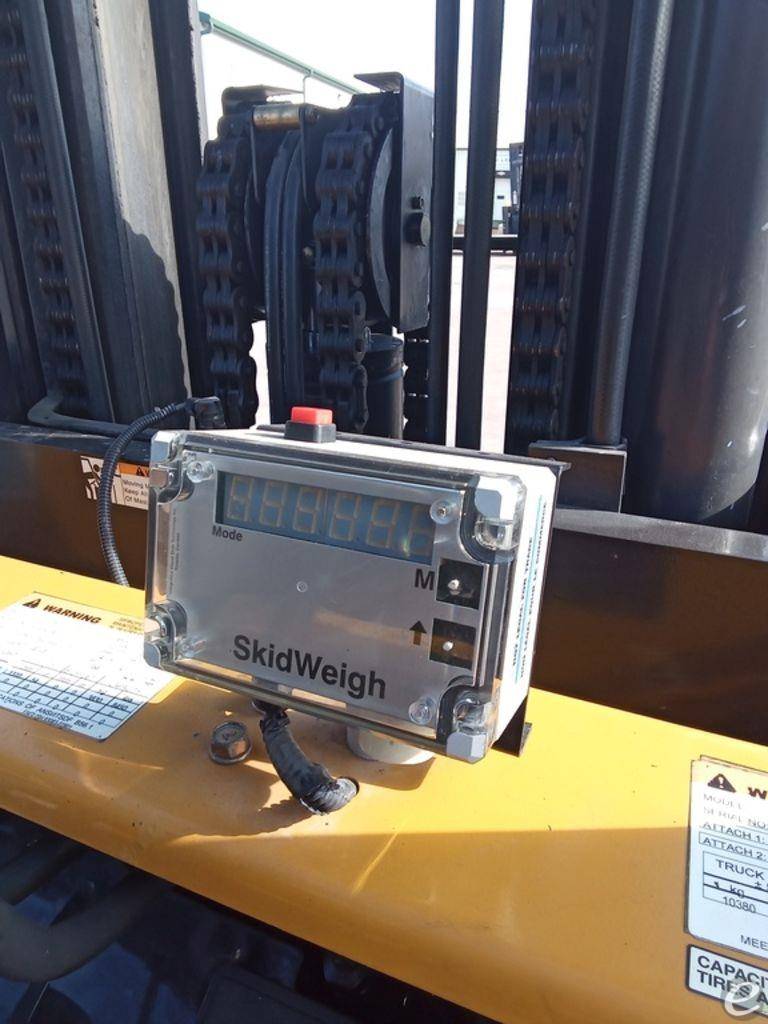 2010 Cat GC70K