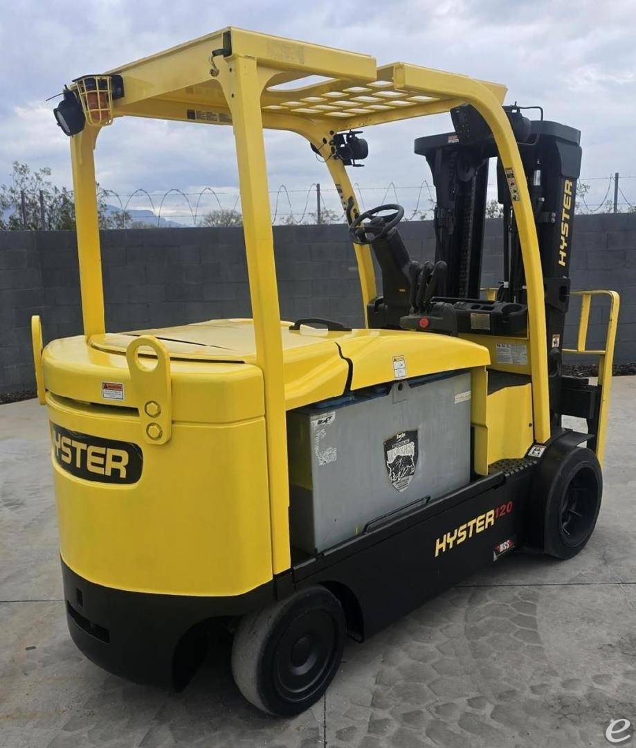2013 Hyster E120XN