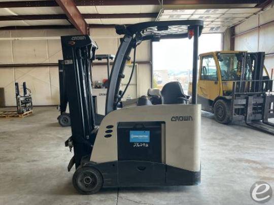 2021 Crown RC5555-40