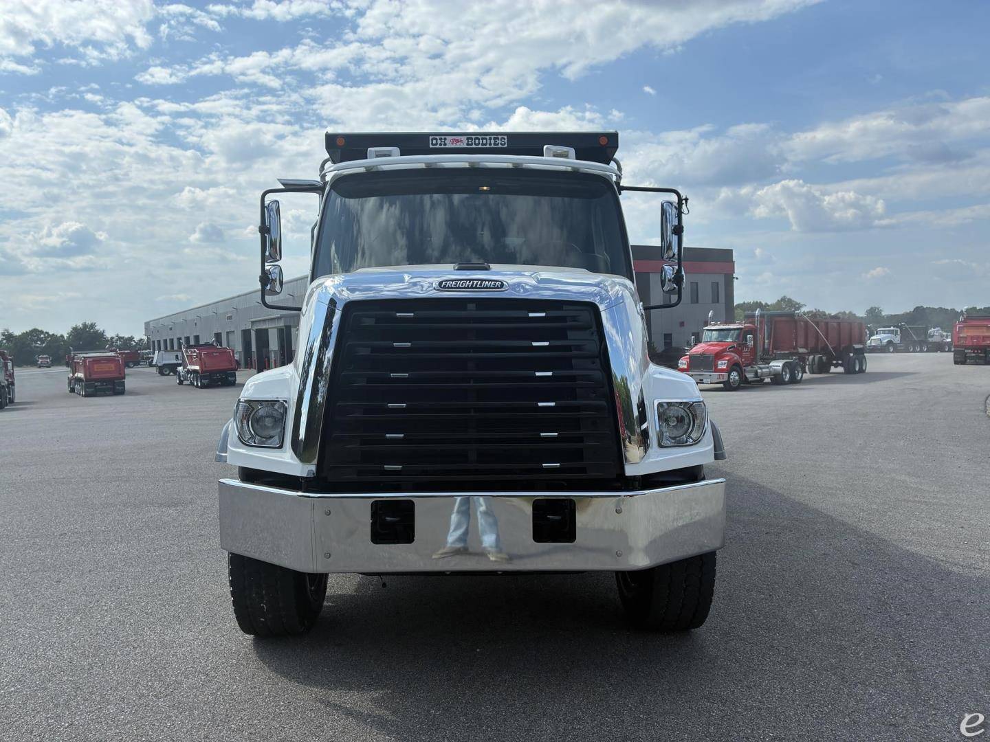 2023 Freightliner 108SD