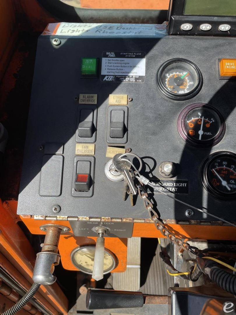 1992 DF4000