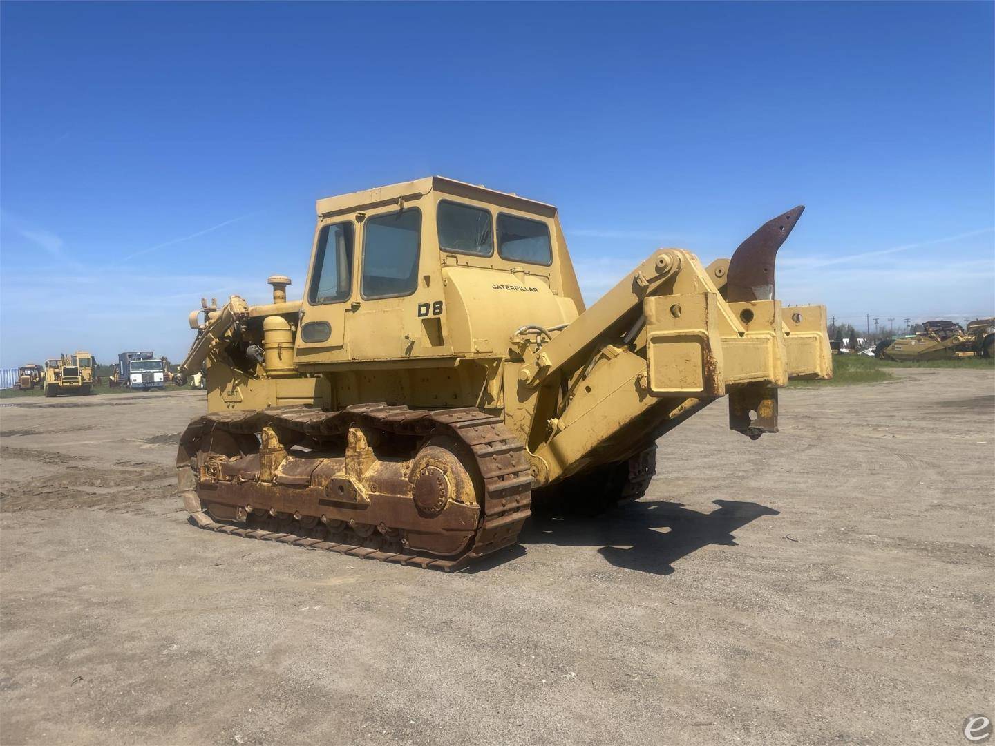 Cat D8H