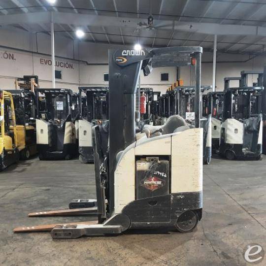 2019 Crown RR5725-45