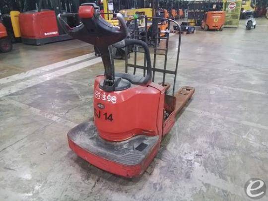  Raymond 8400 Electric Forklift - 123Forklift