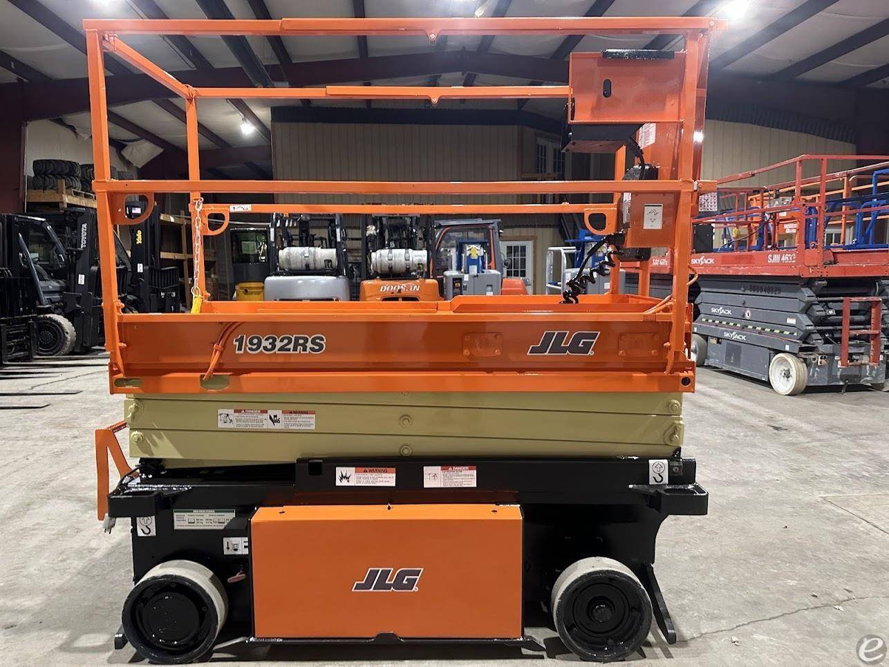2015 JLG 1932RS Electric Scissor Lift - 123Forklift