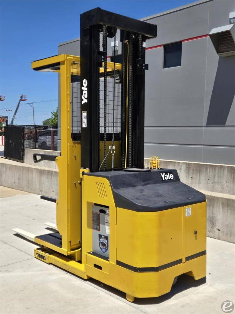 2020 Yale OS030EF Electric Order Picker - 123Forklift