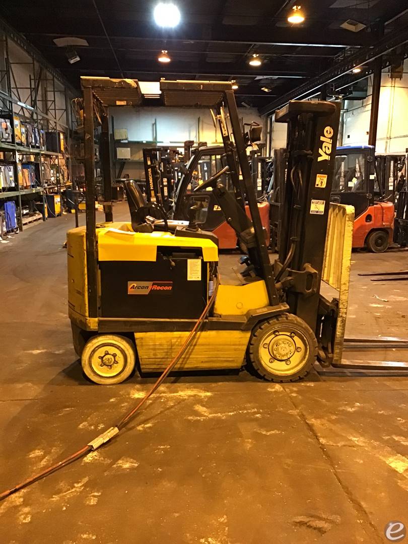 1999 Yale ERC040RGN36TE082