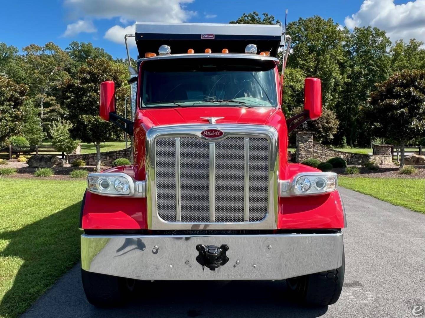 2021 Peterbilt 567