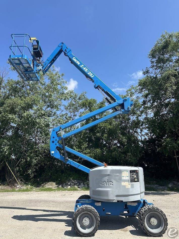2015 Genie Z45/25J
