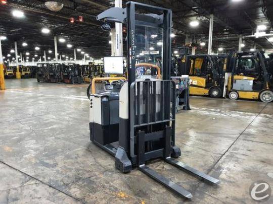 2020 Crown MPC3040-26