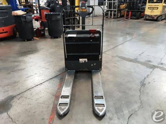 2018 Unicarriers WLXT2W7S22V Electric Forklift - 123Forklift
