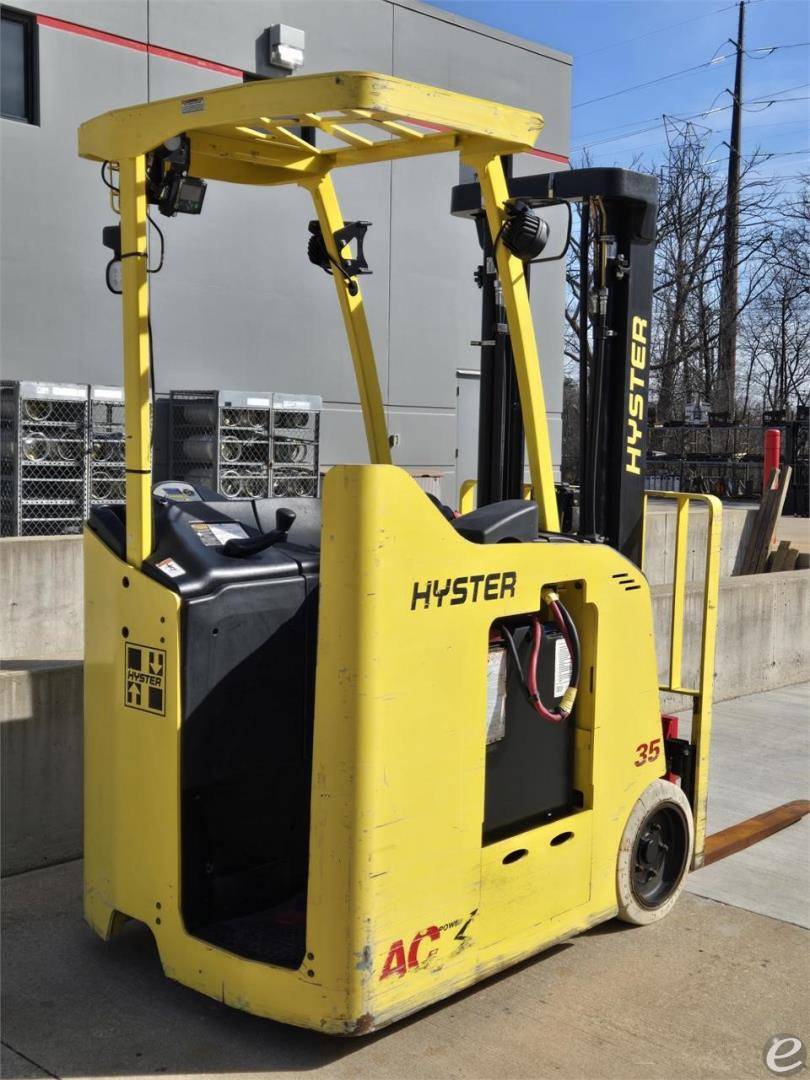 2017 Hyster E35HSD3 Electric Forklift - 123Forklift