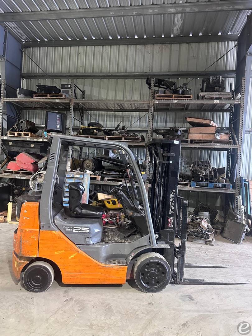 2007 Toyota  LP Gas Forklift