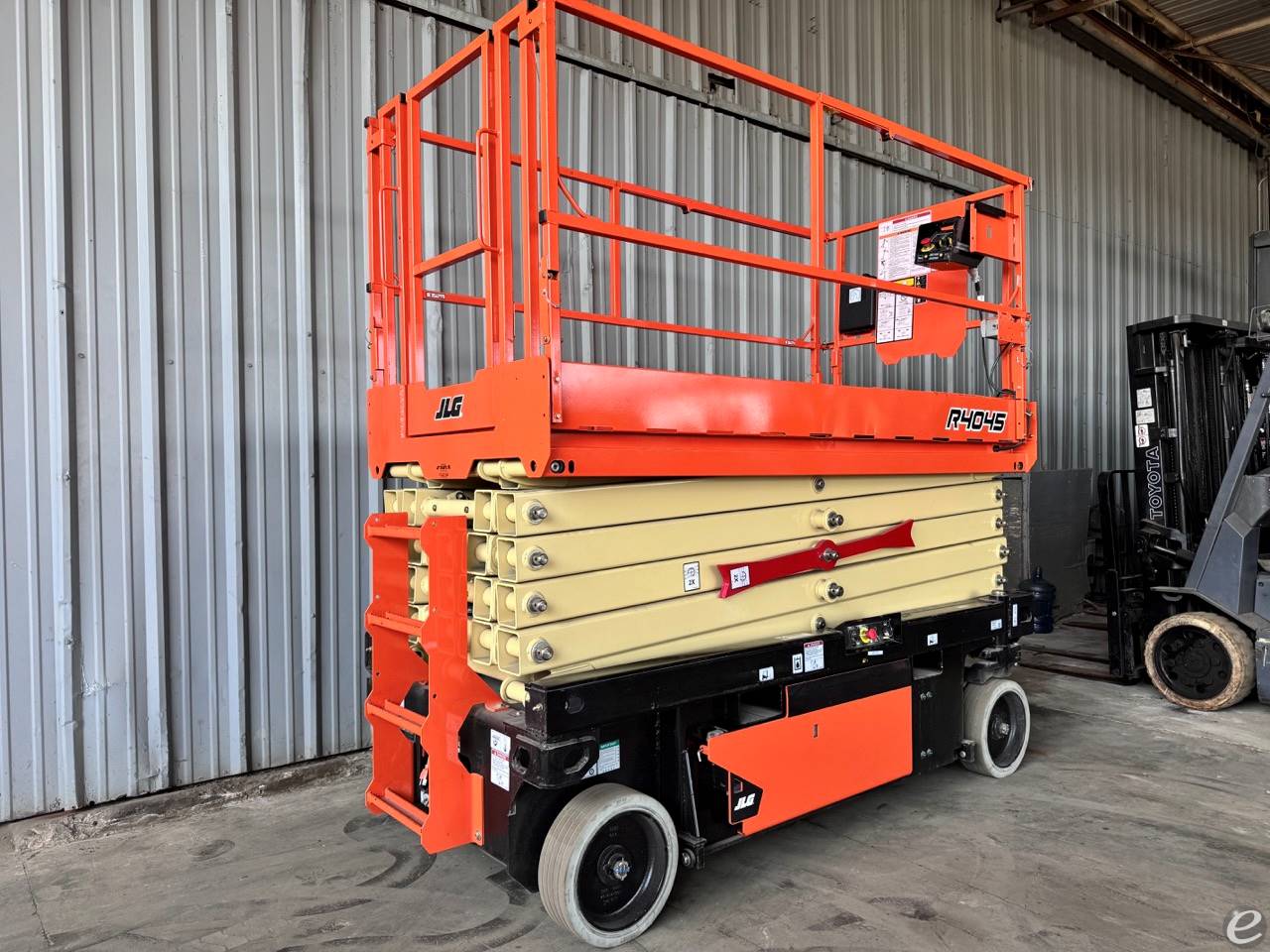 2021 JLG R4045 Electric Scissor Lift - 123Forklift