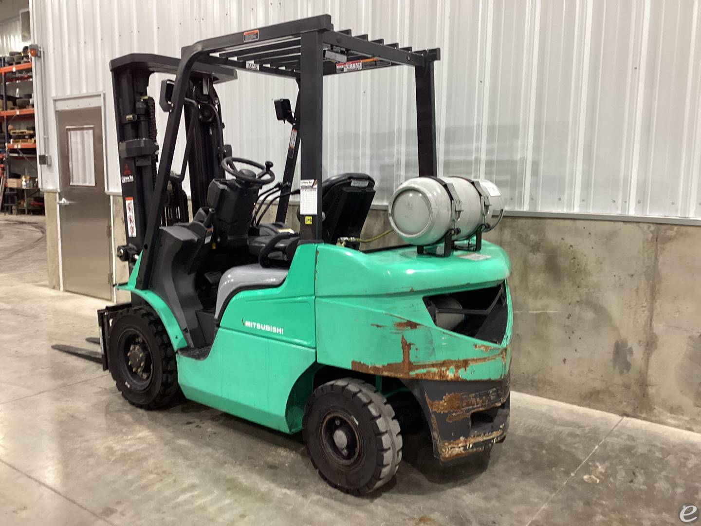 2021 Mitsubishi FG25N