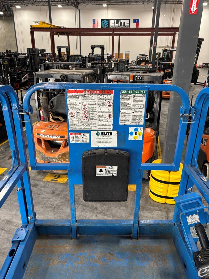2018 Genie GS3246