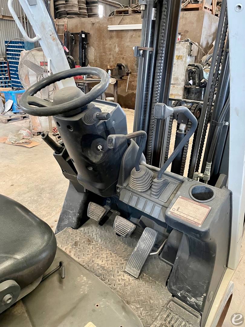 2016 Unicarriers CF30 LP Gas Forkli...