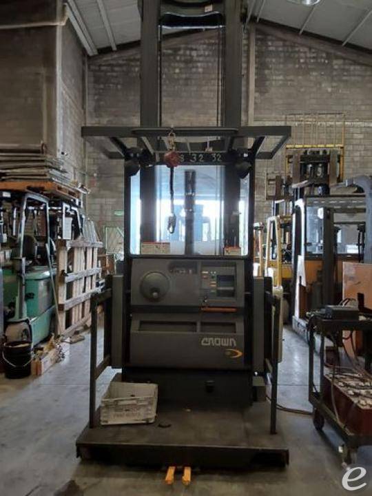 2016 Crown SP3550H-30 Electric Order Picker - 123Forklift