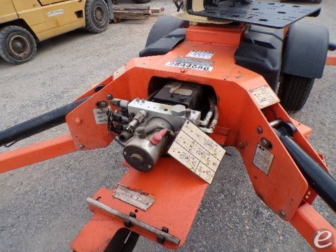 2019 JLG T350