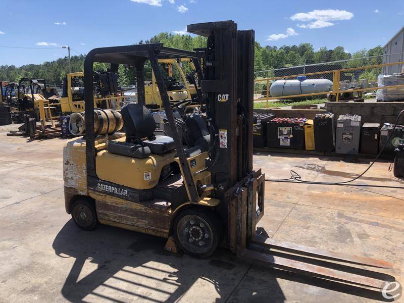 2002 Cat erpillar GC30K