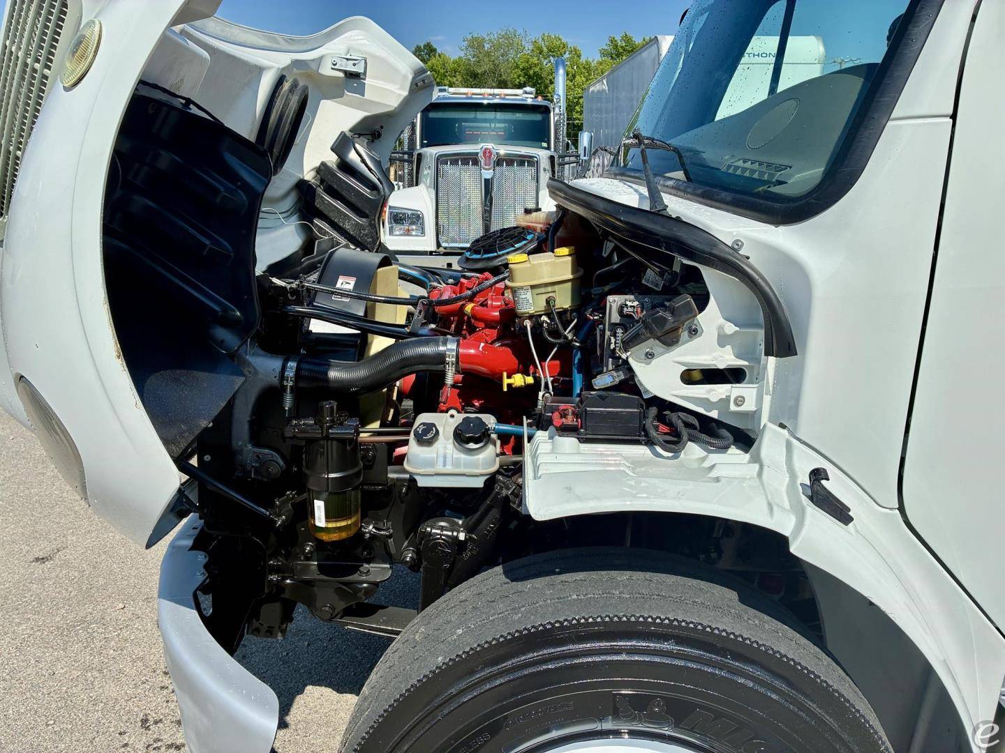 2019 Freightliner BUSINESS CLASS M2 106