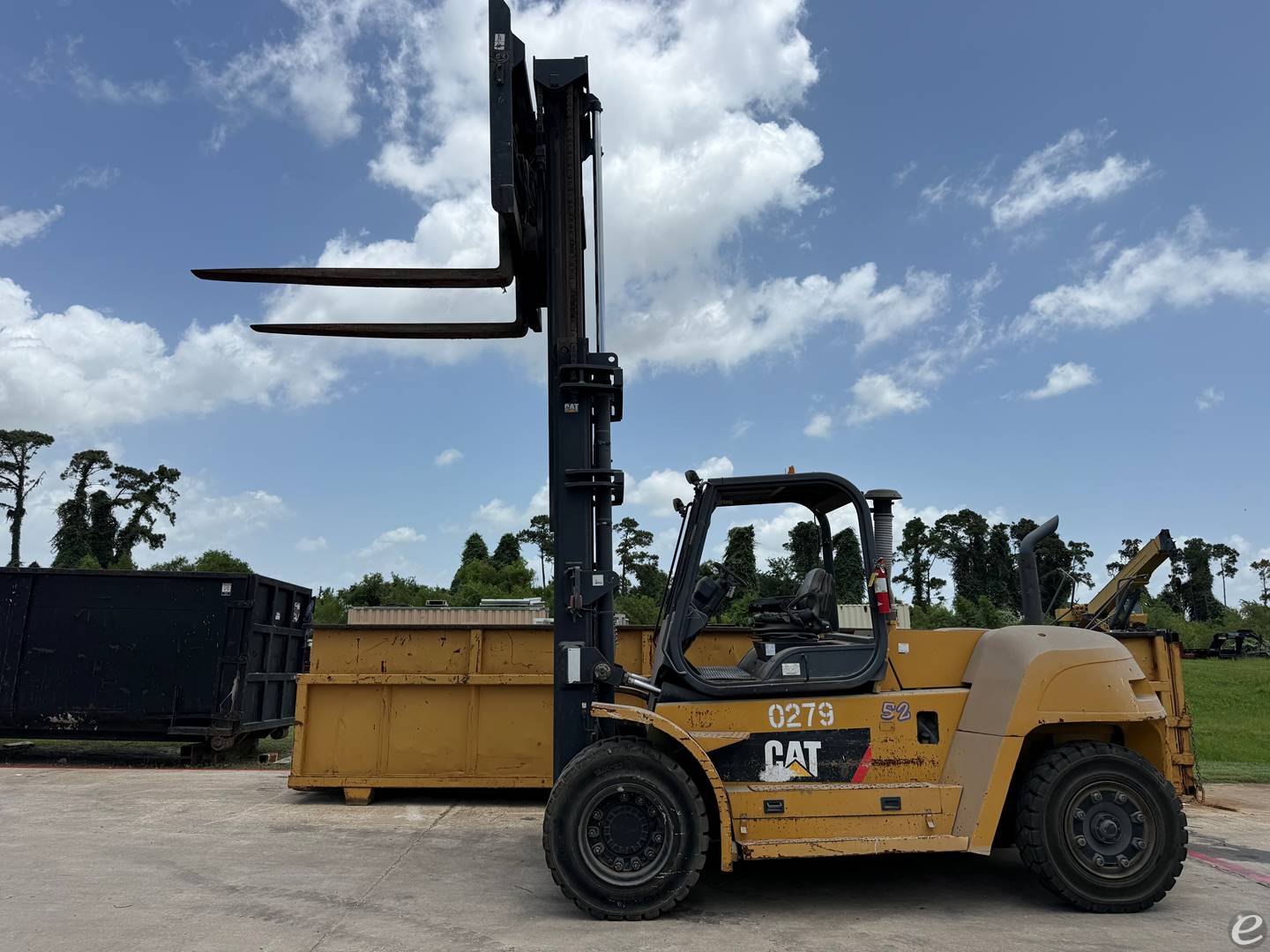 2009 Cat P33000