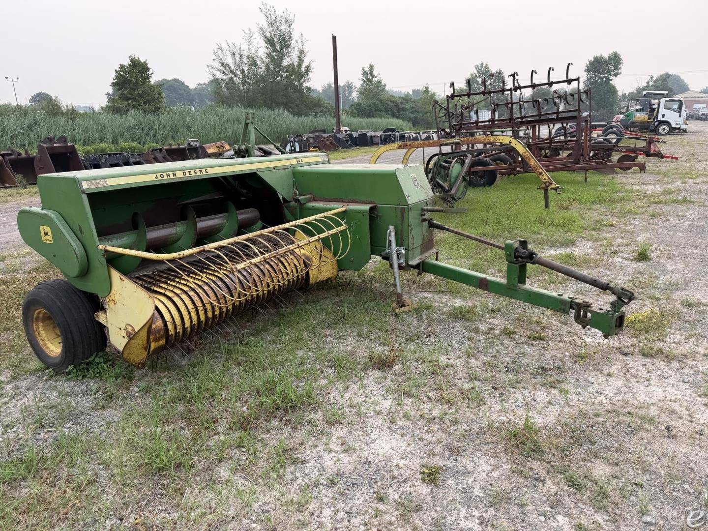 John Deere 346